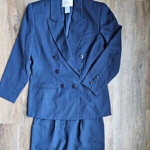 Wool blend navy blue vintage blazer jacket and skirt matching set size 8